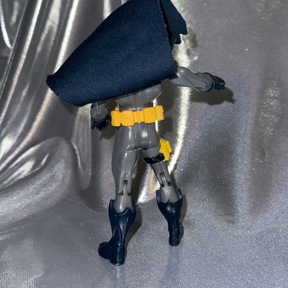 2003 DC Comics Snare Strike Batman 6" Mattel Action Figure - Picture 5 of 6